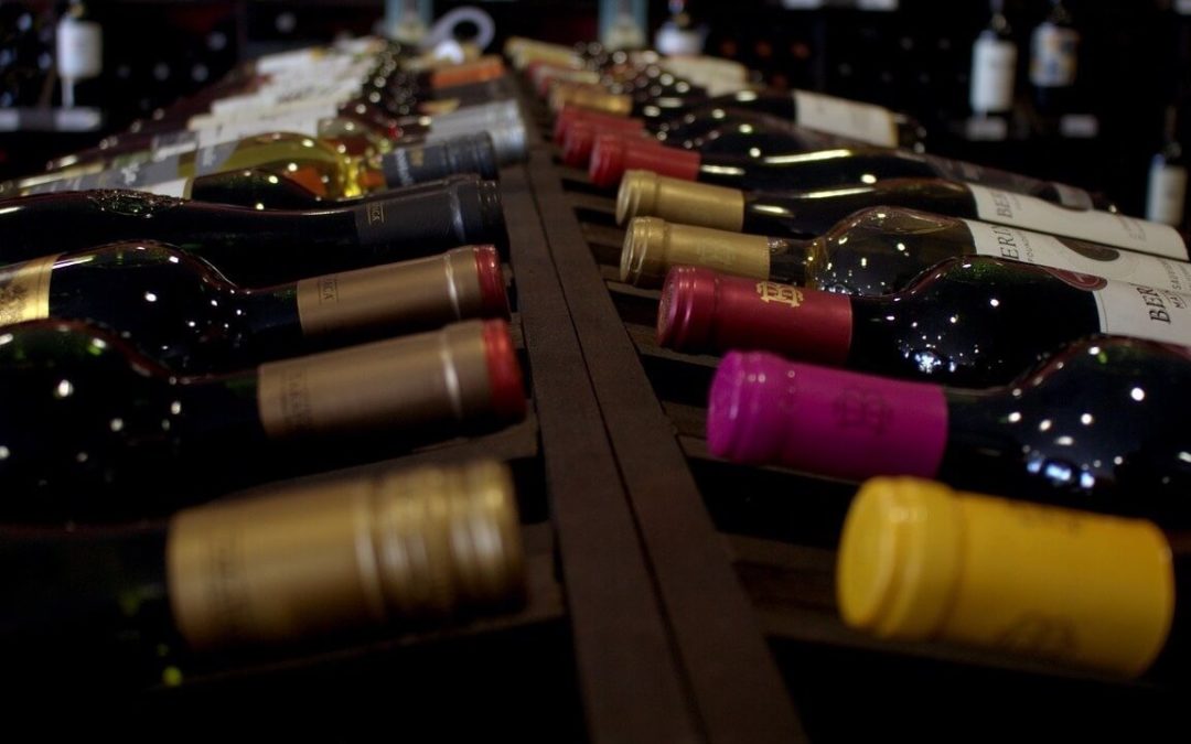 Investir dans le vin : rentabilité, fiscalité, placements à privilégier. Comment faire ?